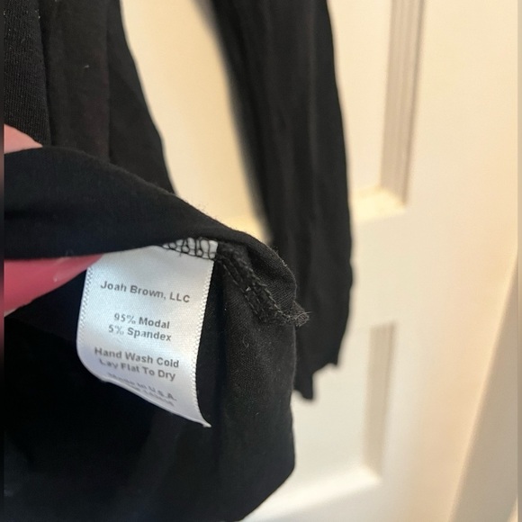 Joah Brown For Keeps V Neck Black Rib Long Sleeve Top One Size - Picture 4 of 7